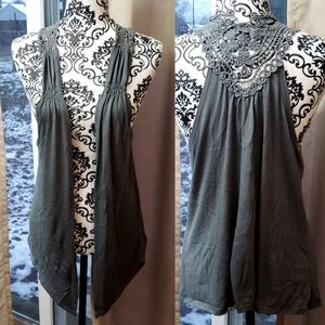 Open Sleeveless top